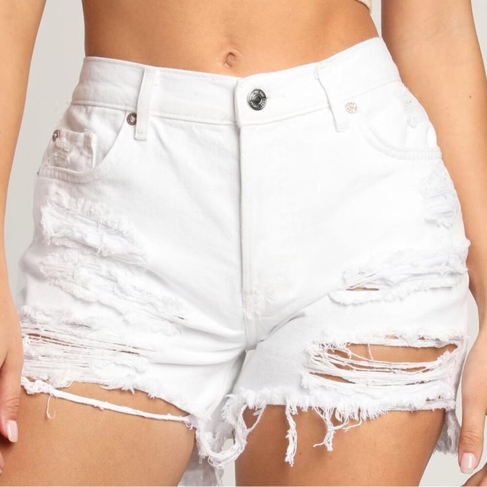 We The Free Maggie Mid-Rise White Distressed Shorts Size 26
